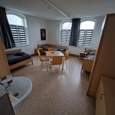 بيت ضيافة Gaestehaus Bad Dürrenberg